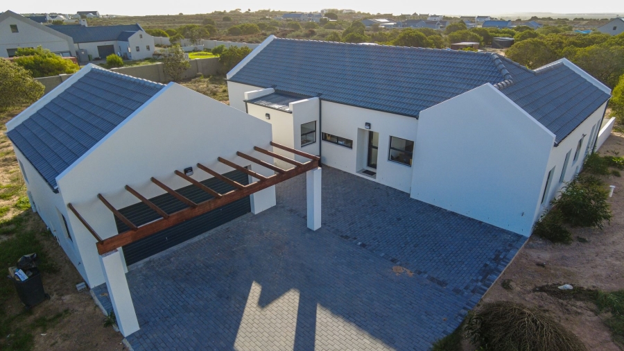 9 Bedroom Property for Sale in Long Acres Country Estate Western Cape
